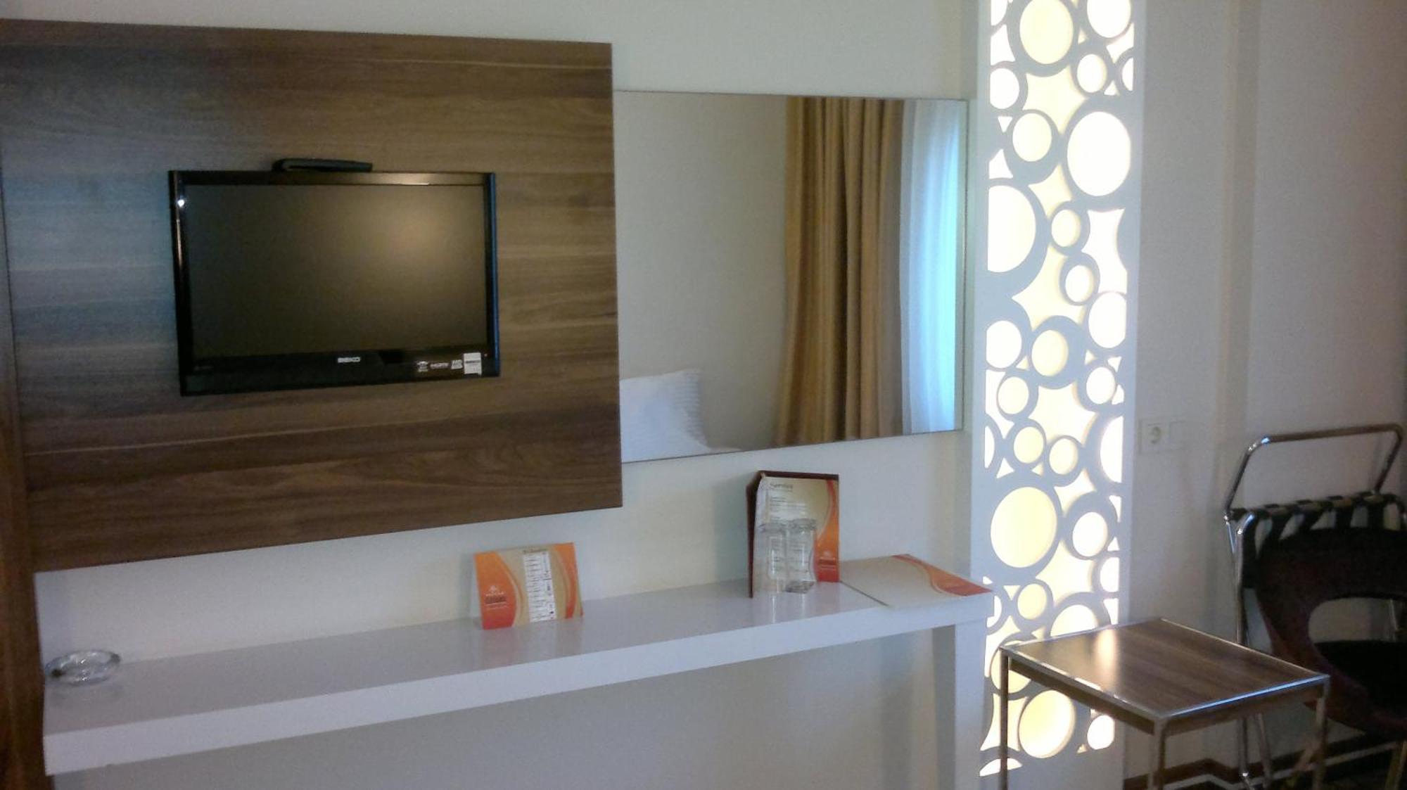 Ozpark Hotel Aksehir Luaran gambar