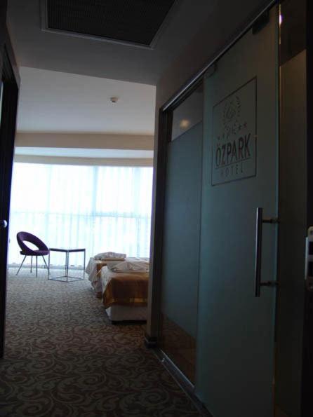 Ozpark Hotel Aksehir Bilik gambar