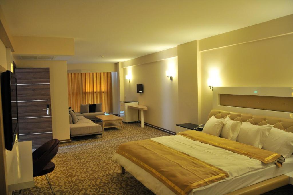 Ozpark Hotel Aksehir Luaran gambar