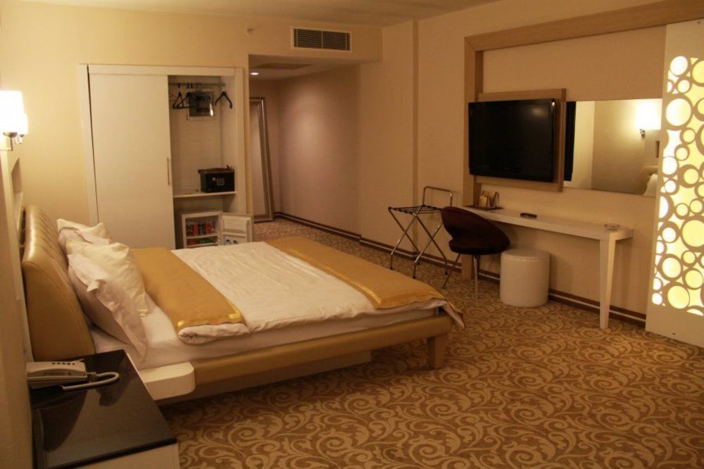 Ozpark Hotel Aksehir Luaran gambar