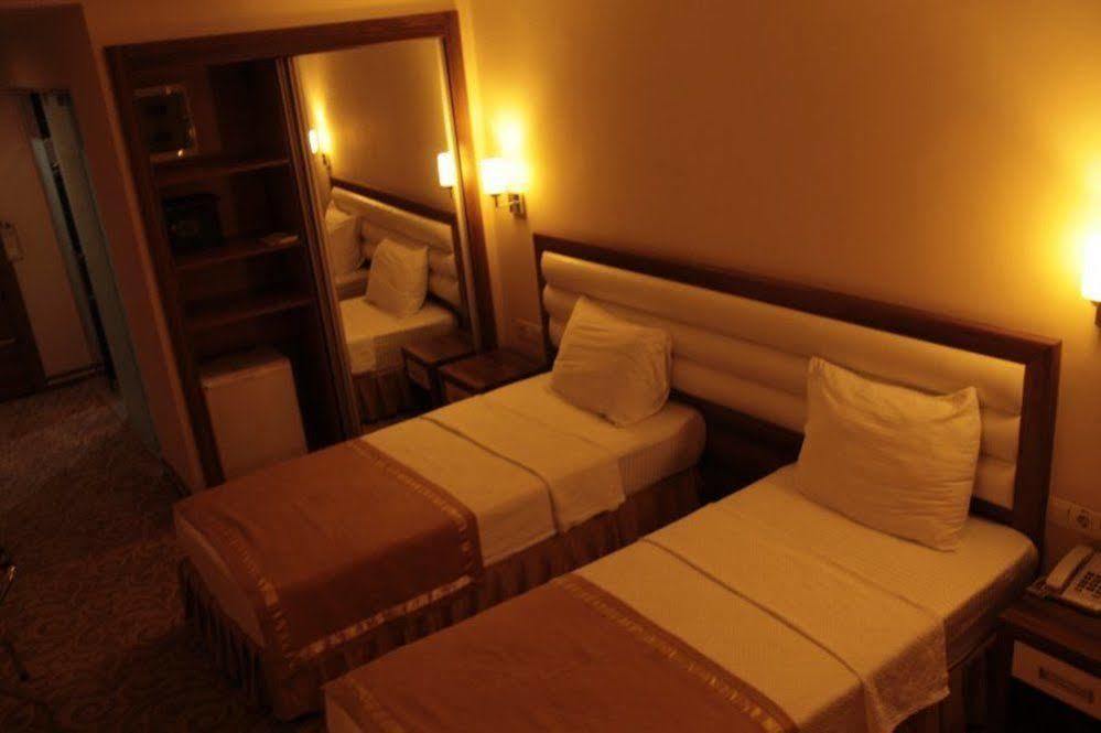 Ozpark Hotel Aksehir Luaran gambar